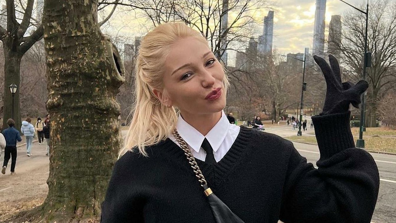 В ремейке «Ивана Васильевича» Шурик получил SMS от Ивлеевой