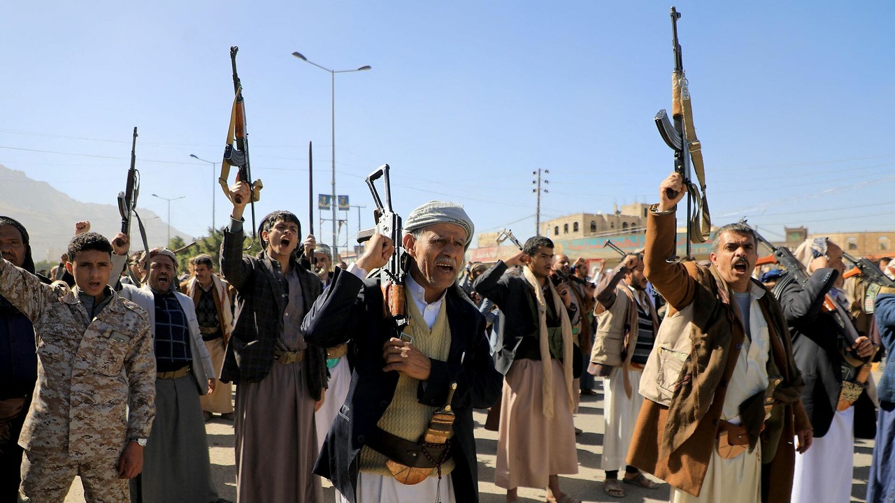 Пентагон: хуситы потеряли возможность атаковать судоходство в Йемене