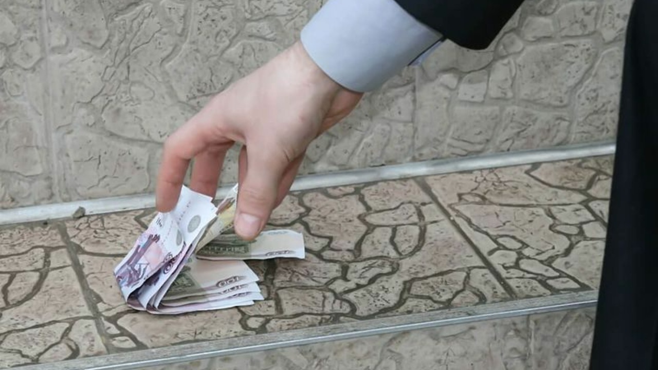 Россиян предупредили о возможных рисках при нахождении денег