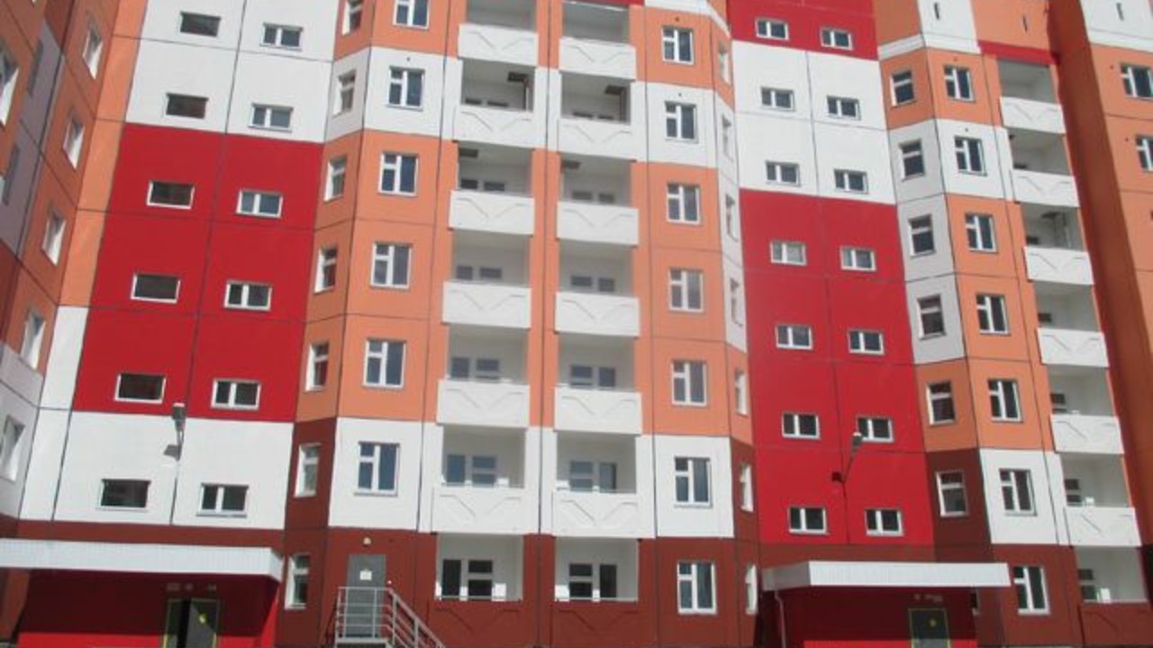 В одном из российских городов жильцы добились ремонта дома за счет коммунальщиков