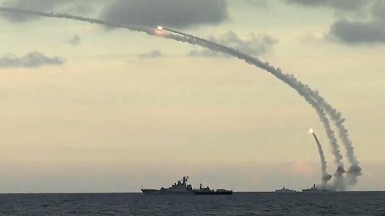 ВМФ России нанесли массированный ракетный удар по территории Украины