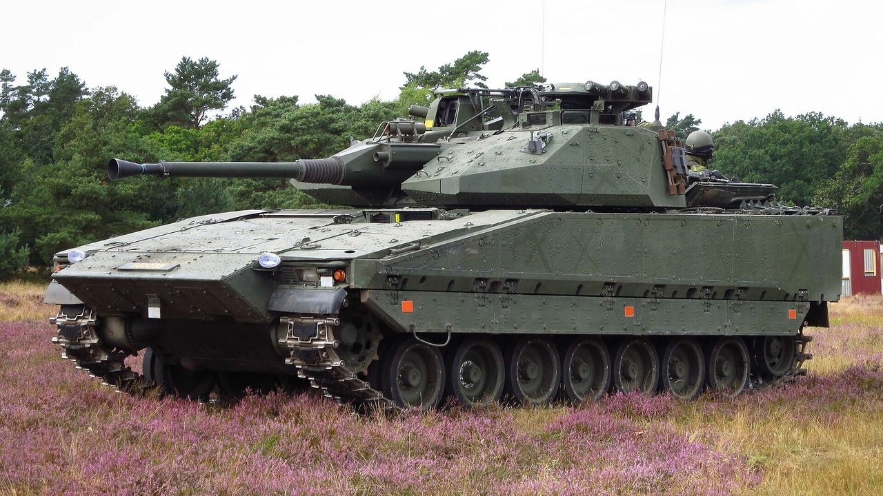 Российские военные впервые захватили шведскую БМП CV90 в зоне СВО
